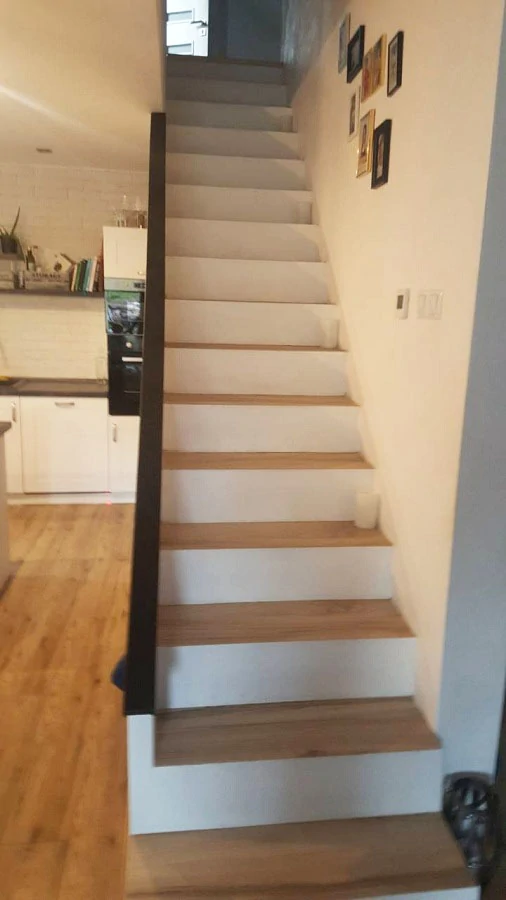 Přečtete si více ze článku Róbert H.